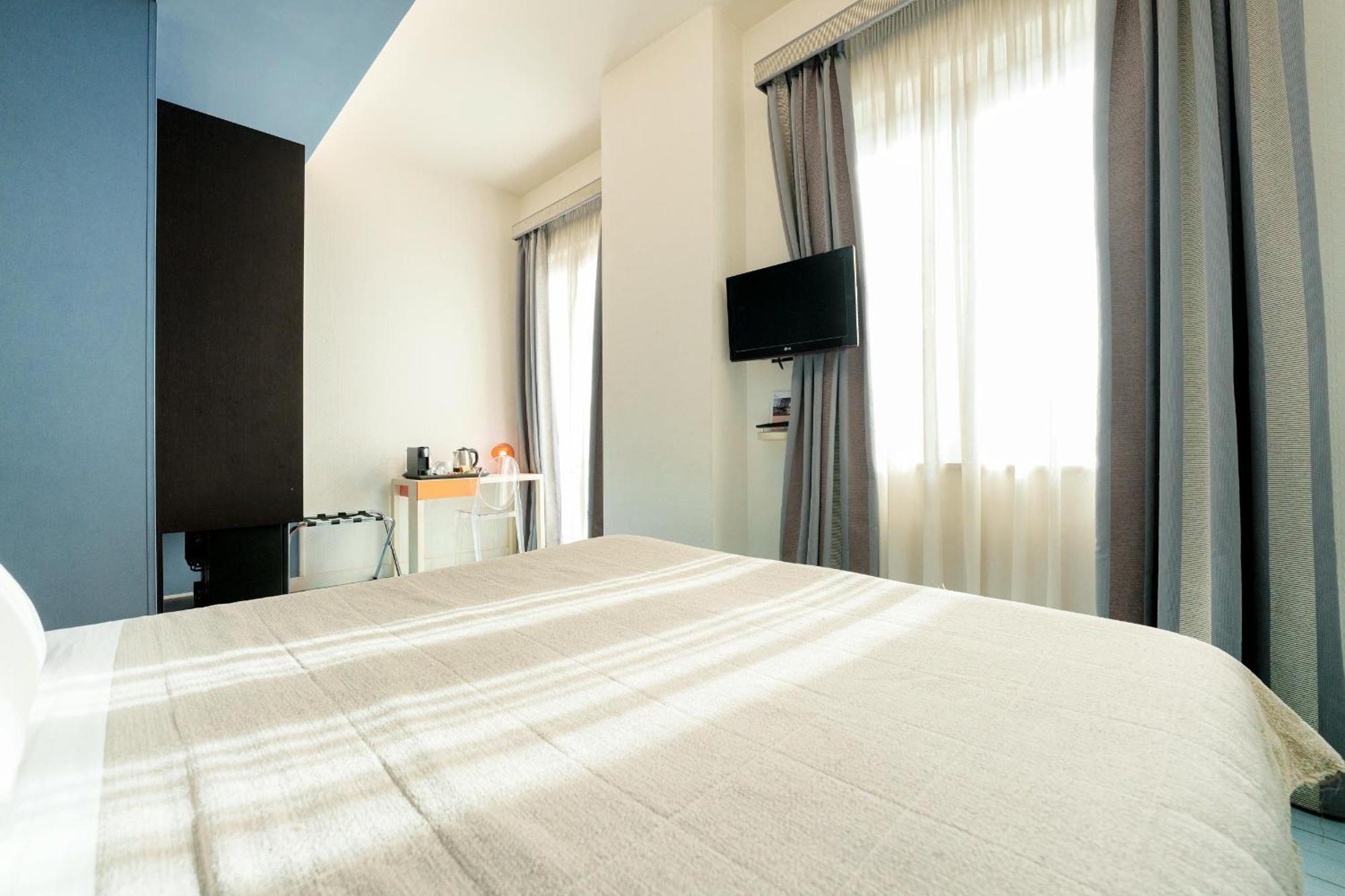 Attico Partenopeo Naples Luaran gambar